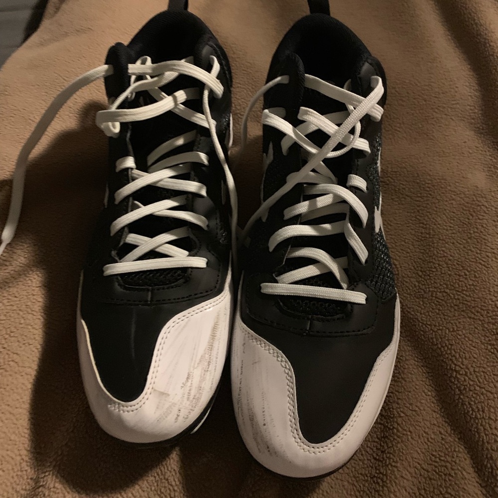 Under Armour baseball cleats